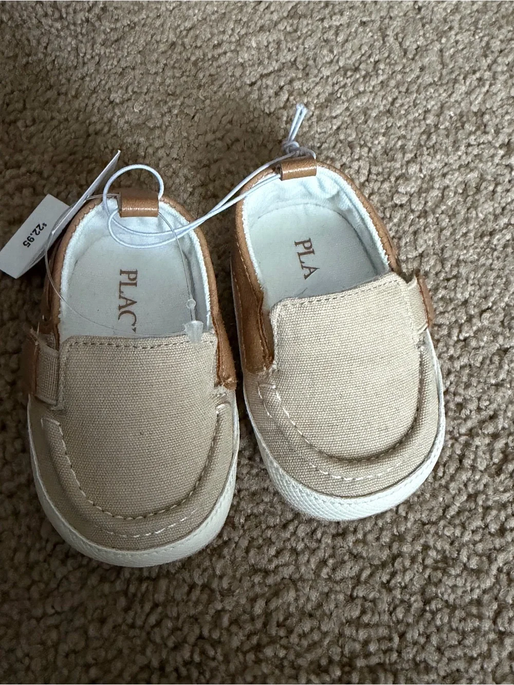 The Childrens Place Baby Boy Beige Tan Boat Shoes Size 0-3 Months NWT Loafers